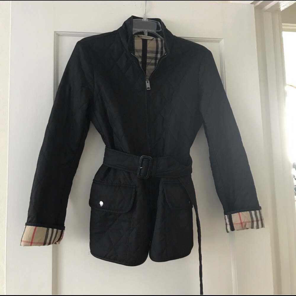 Burberry quilted fitted coat